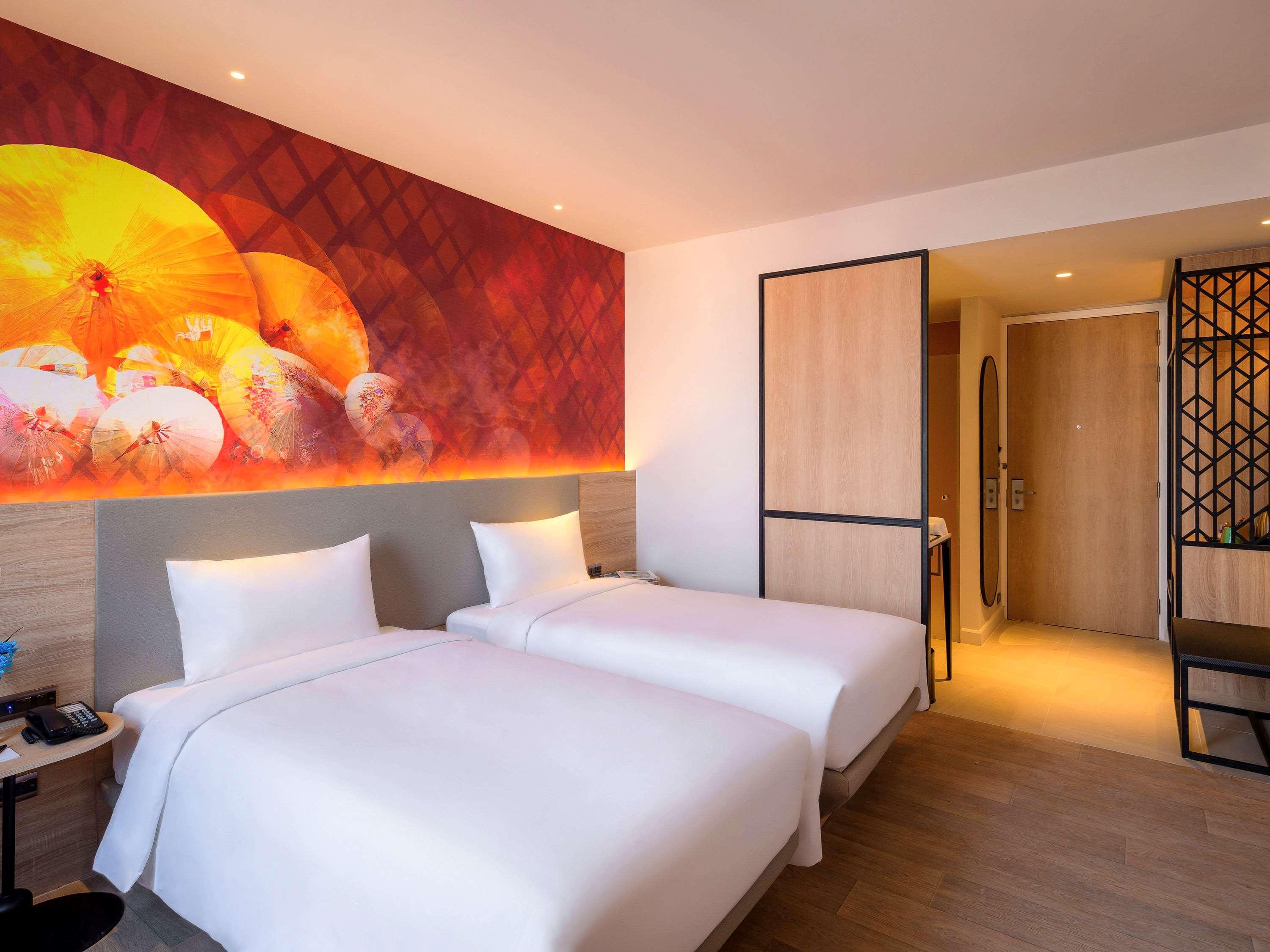 Hotel Ibis Styles Bangkok Ratchada Esterno foto