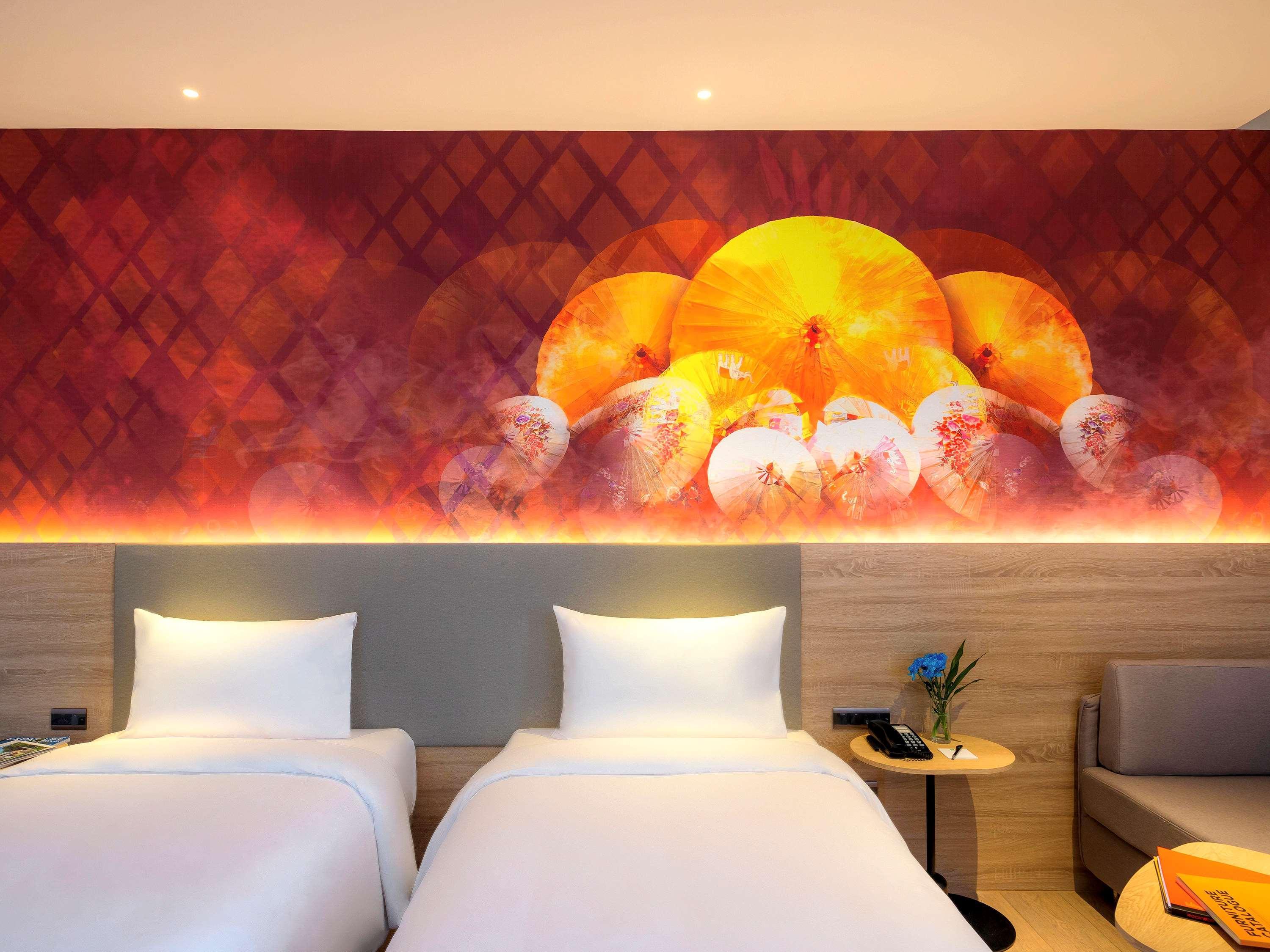 Hotel Ibis Styles Bangkok Ratchada Esterno foto