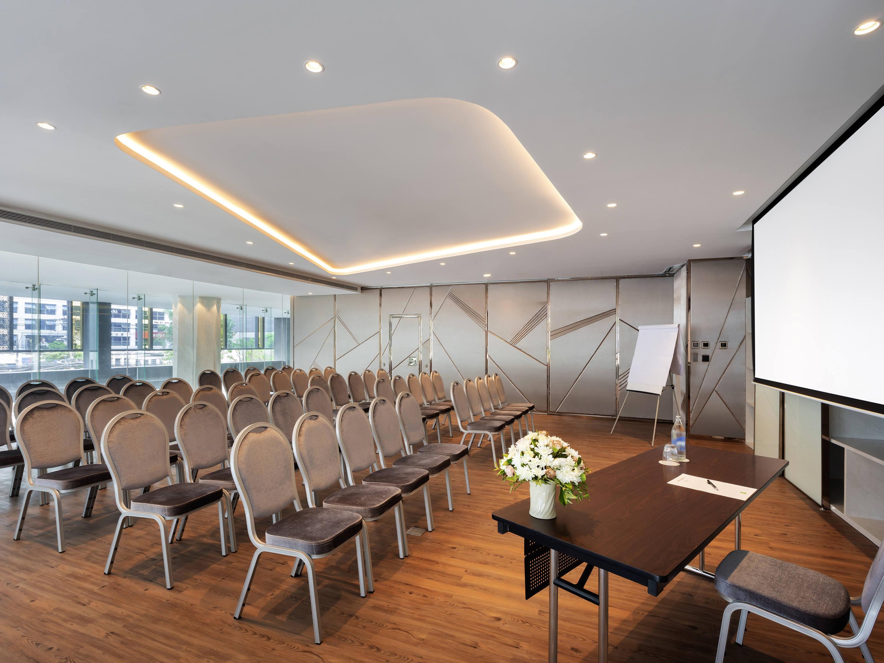 Hotel Ibis Styles Bangkok Ratchada Esterno foto